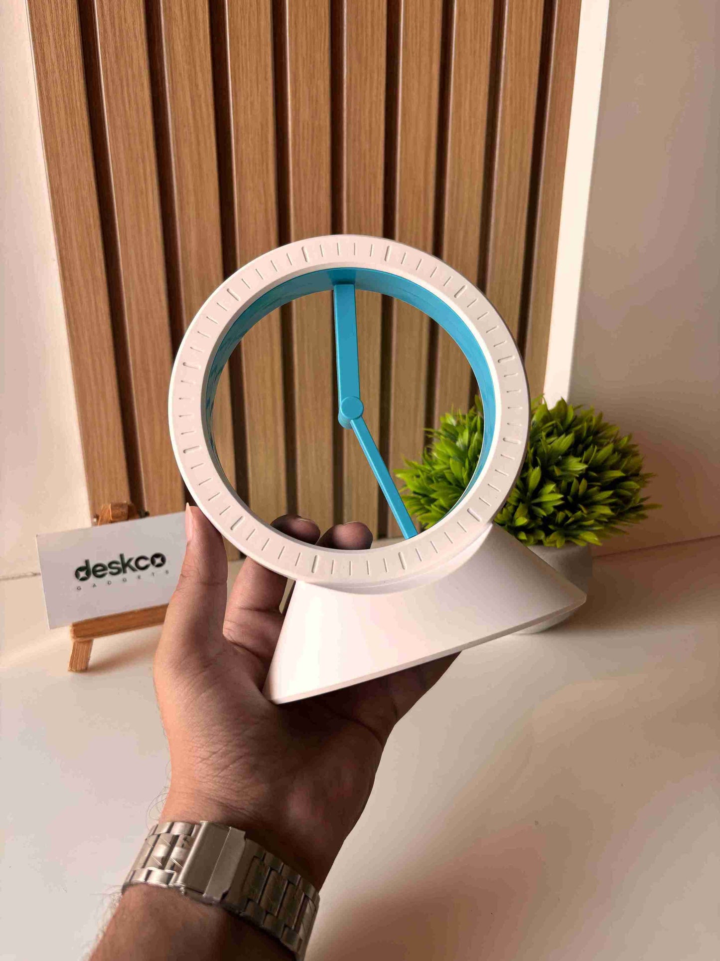 The ChronoFloat Hover Illusion Desk Clock by Deskco