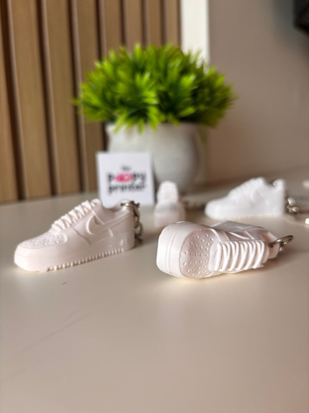 Classic White Streetwear Hypebeast Sneaker 3D Printed Keychain