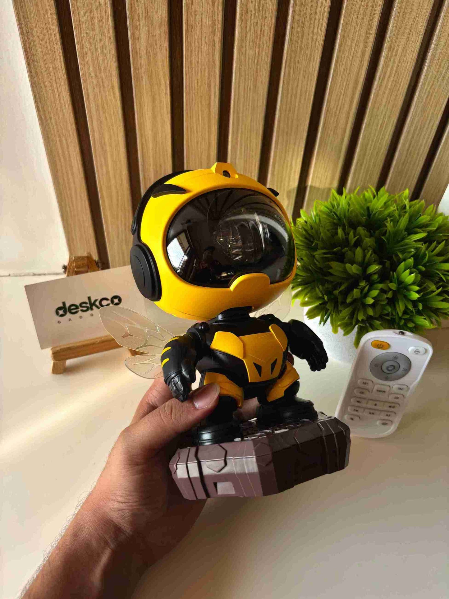 Deskco DreamBee Astronaut Star Projector and Speaker | Mecha Star Projector & Bluetooth Speaker