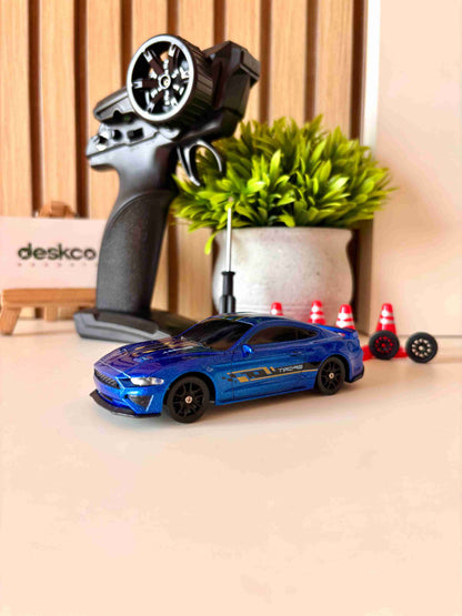 Mini Mustang Drifting RC Car 1:43 with 7 Colors LED 4x4 Drift Car