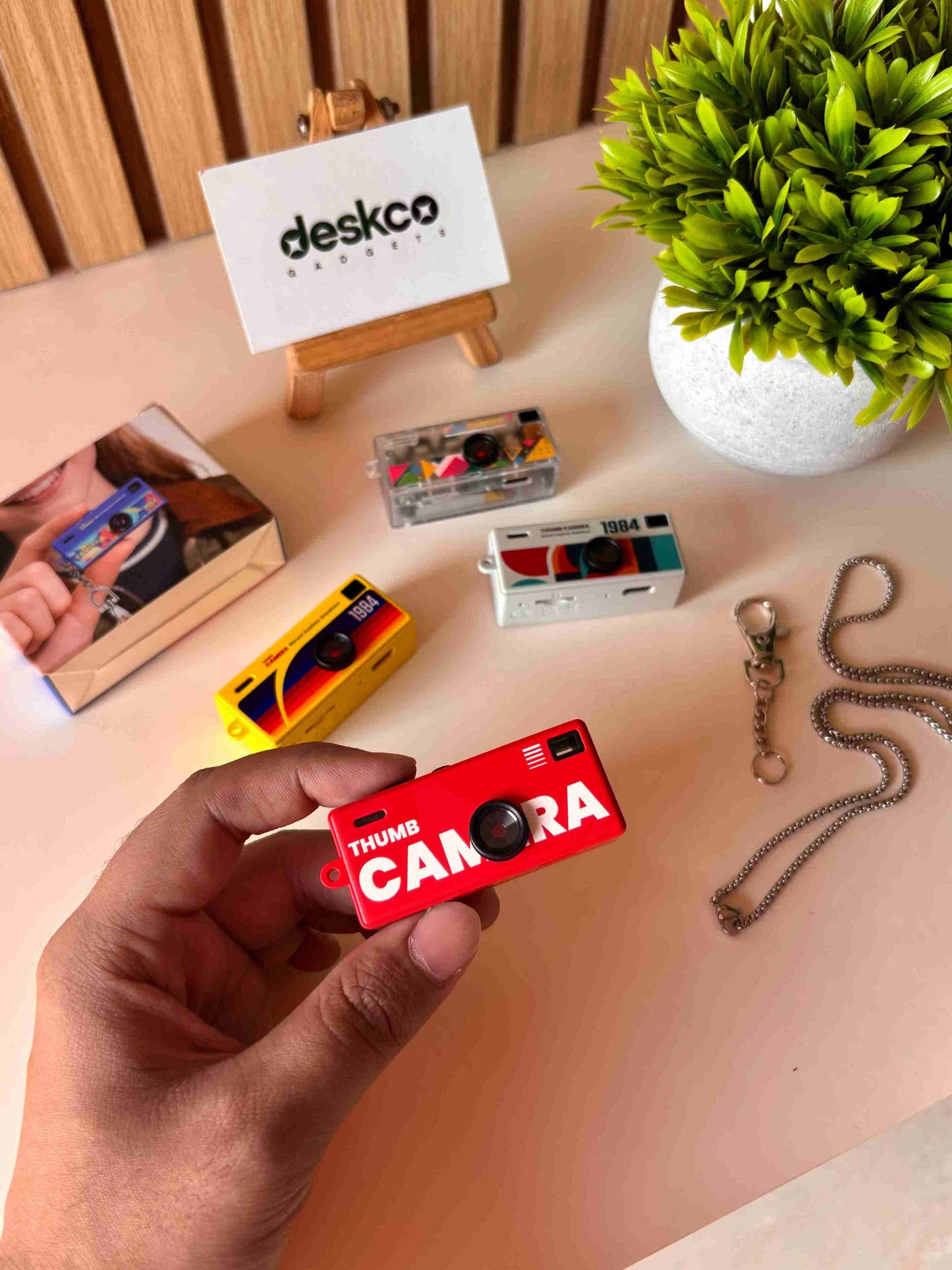 G9 Thumb Keychain Retro Camera (Video+Photos) 1080p Clarity