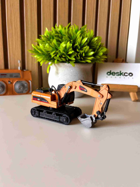 1:64 Scale Premium RC Excavator | Desktop RC Construction/Warehouse Combo