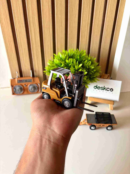 1:64 Scale Premium RC Forklift with Attachments | Desktop RC Construction/Warehouse Combo