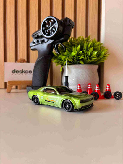 Mini Challenger Drifting RC Car 1:43 with 7 Colors LED 4x4 Drift Car