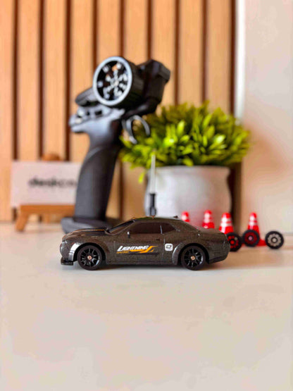 Mini Challenger Drifting RC Car 1:43 with 7 Colors LED 4x4 Drift Car