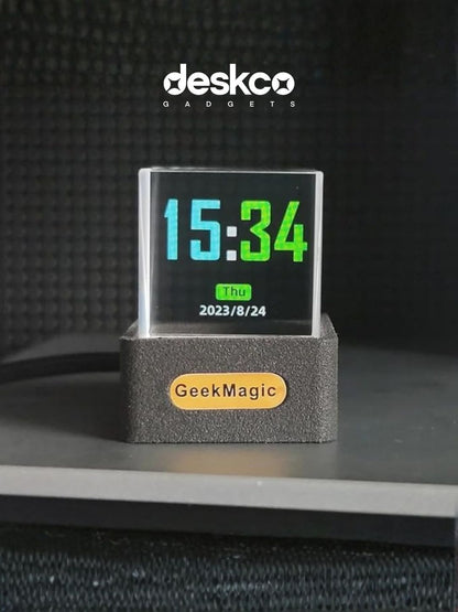 GeekMagic HoloCube Lite | Smart WiFi Desk Clock & GIF Display