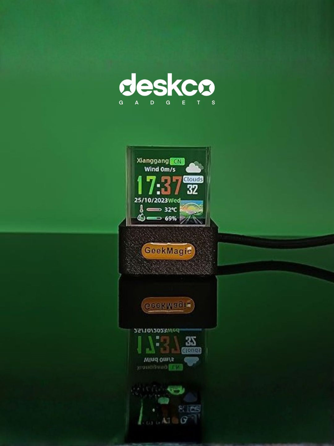 GeekMagic HoloCube Lite | Smart WiFi Desk Clock & GIF Display