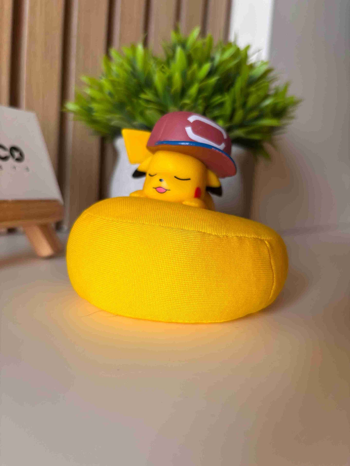 Sleepy Thunder Dreamer Desk Action Figure Collectible