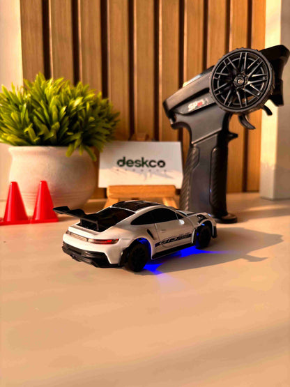 Porsche 911 GT3 RS-Style Metal Alloy 1:43 RC Drift Car 4WD with Gyro & LED (HStar)